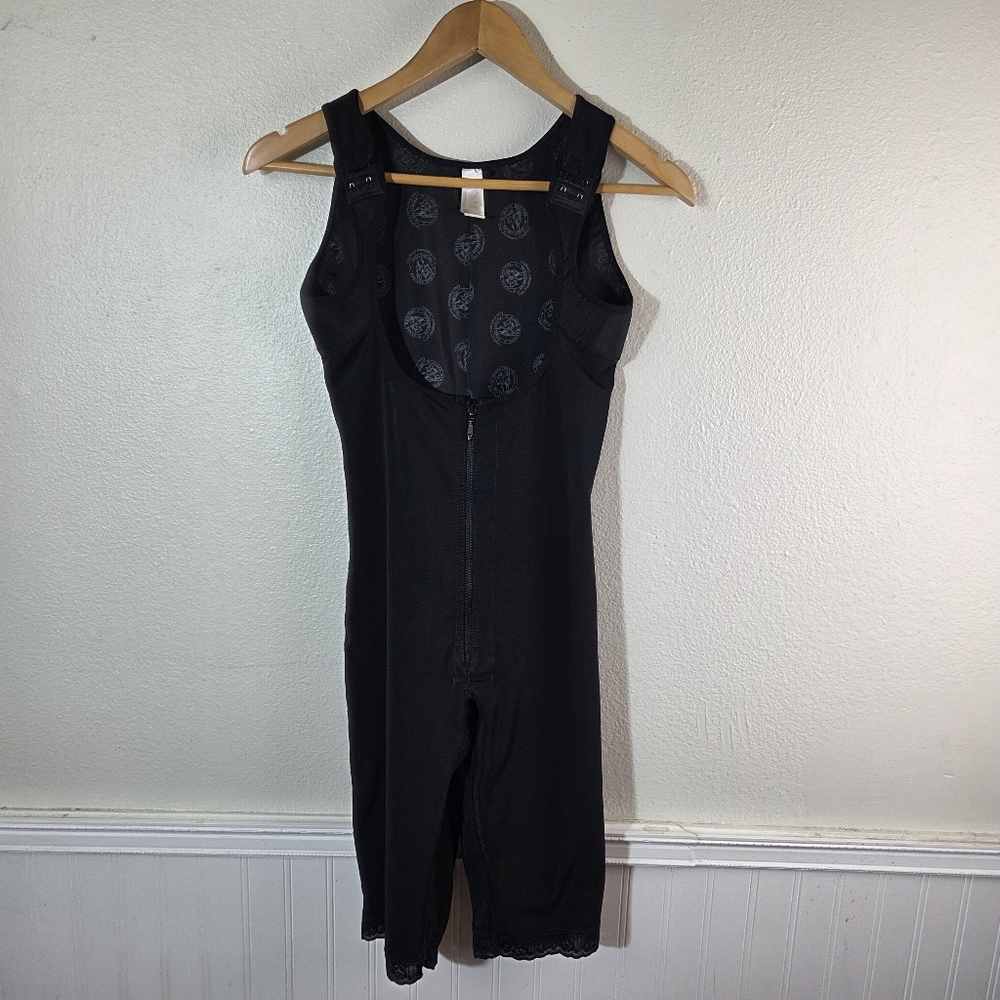 CYSM Compression Bodysuit Waist Trainer Body Shaper Post Surgical Black Womens M